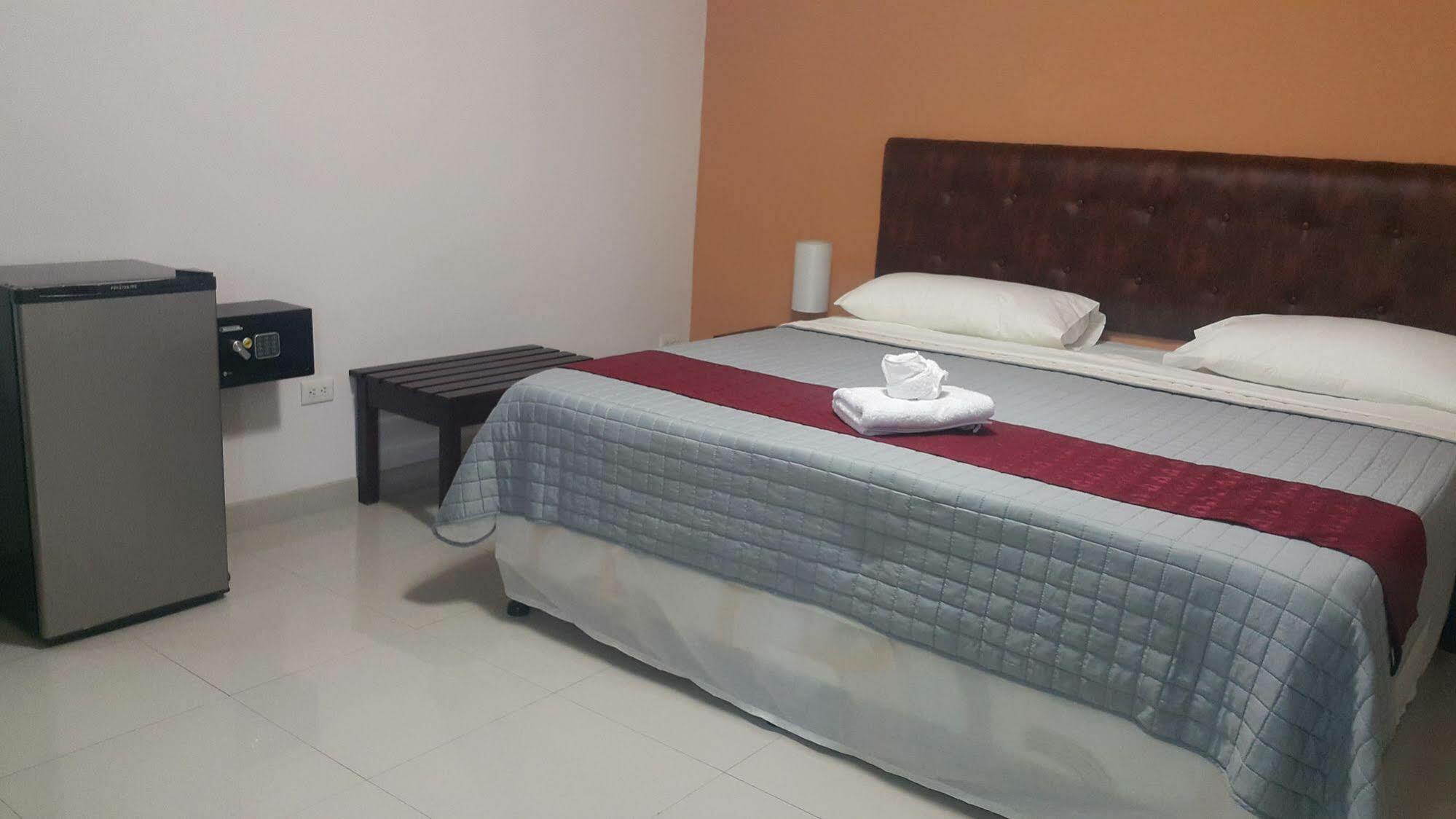 Hotel Portal Colonial San José Zewnętrze zdjęcie